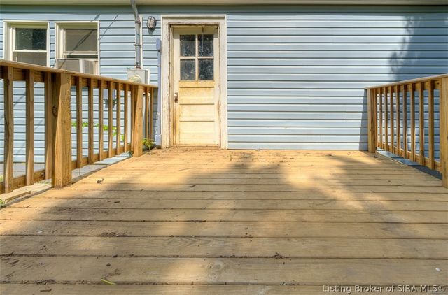1444 Plank Road, Jeffersonville, IN 47130
