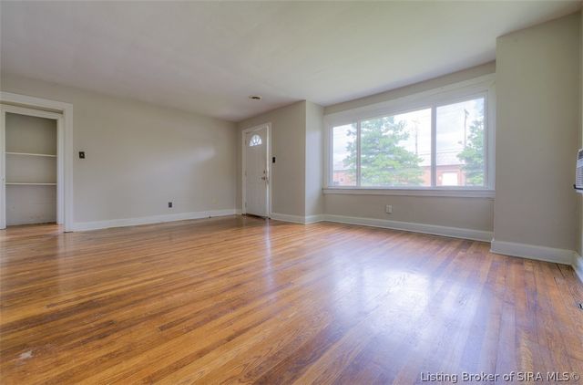 1444 Plank Road, Jeffersonville, IN 47130