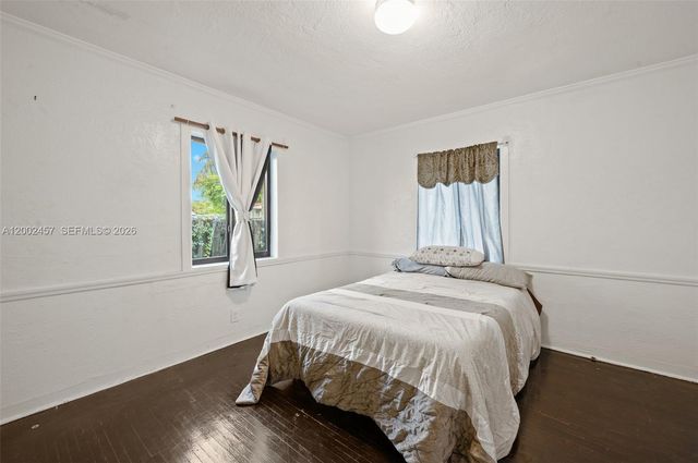 2410 Jackson St, Hollywood, FL 33020