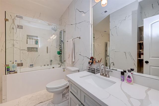 39 Marino Drive, Missouri City, TX 77459