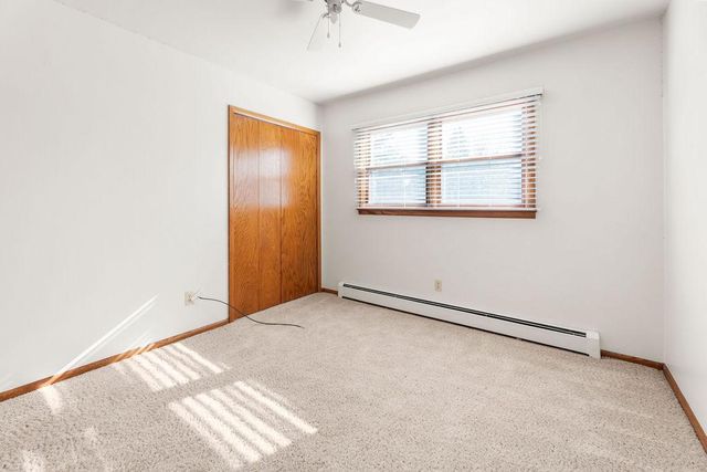 2807 Edgewood Drive N, Fargo, ND 58102