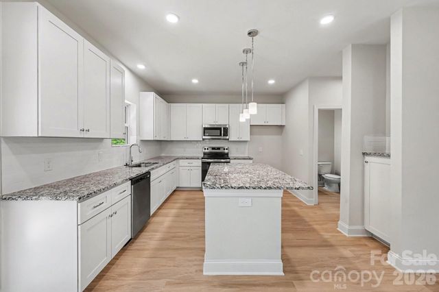 2883 Loviee Road, Lincolnton, NC 28092