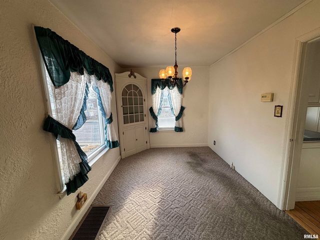 801 Haner Avenue, Taylorville, IL 62568