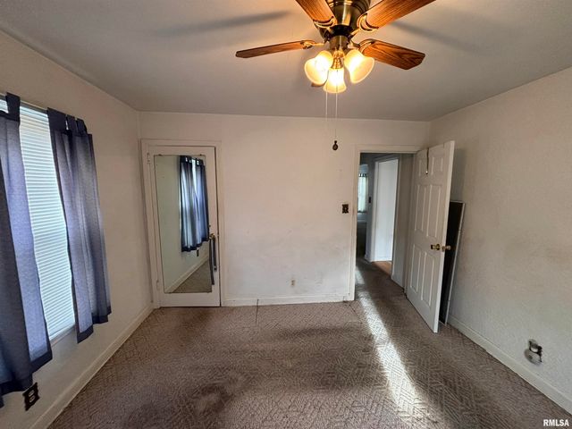 801 Haner Avenue, Taylorville, IL 62568