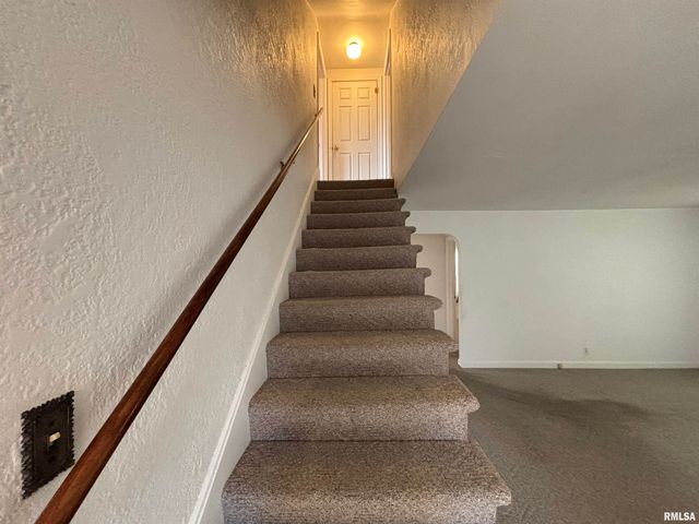 801 Haner Avenue, Taylorville, IL 62568