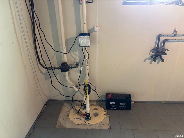 801 Haner Avenue, Taylorville, IL 62568