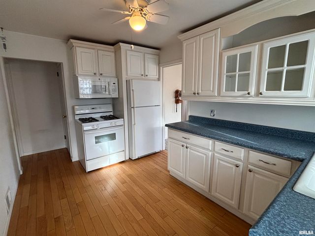 801 Haner Avenue, Taylorville, IL 62568