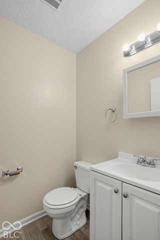9430 Barr Drive, Indianapolis, IN 46229