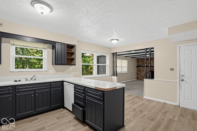 9430 Barr Drive, Indianapolis, IN 46229
