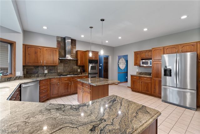 8220 Wilhite Drive, Wadsworth, OH 44281