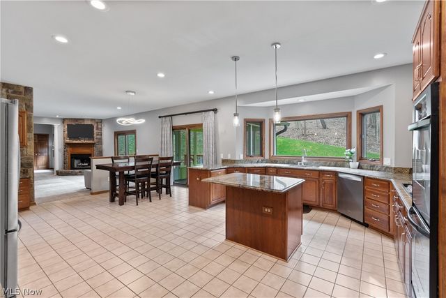 8220 Wilhite Drive, Wadsworth, OH 44281