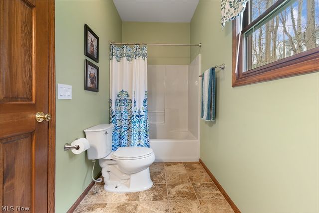 8220 Wilhite Drive, Wadsworth, OH 44281