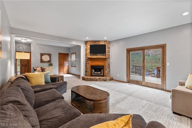 8220 Wilhite Drive, Wadsworth, OH 44281