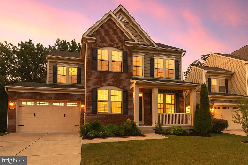 8008 HUBBLE DR, Lanham, MD 20706