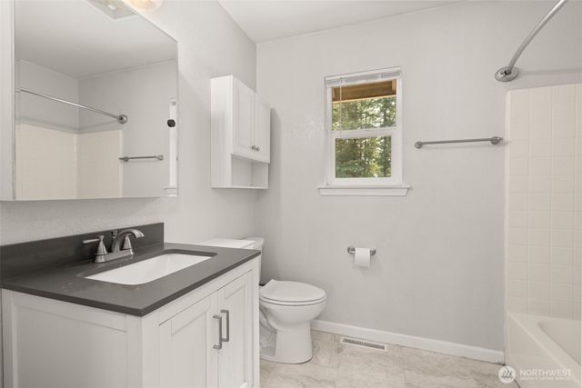14722 McIntosh Lane SE, Tenino, WA 98589