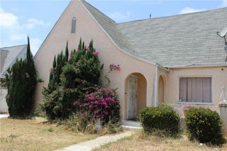 1657 S Fairfax, Los Angeles, CA 90019