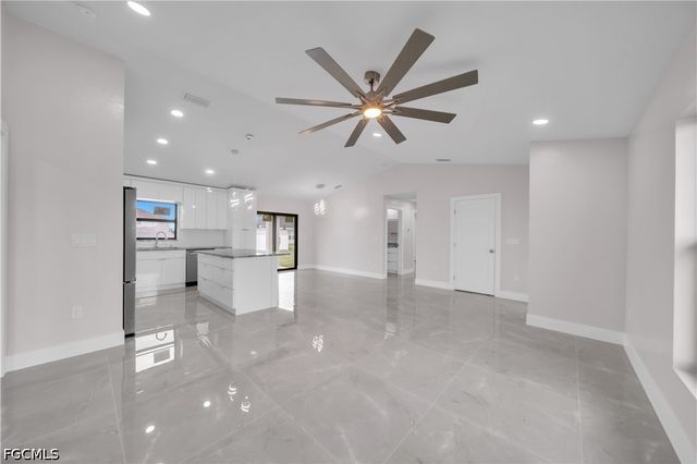 526 Kismet PKWY W, Cape Coral, FL 33993