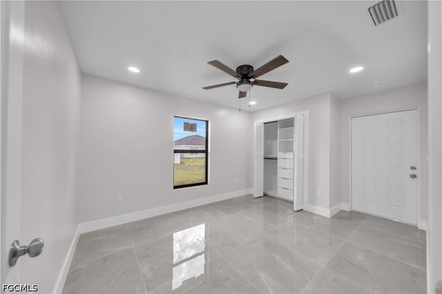 526 Kismet PKWY W, Cape Coral, FL 33993