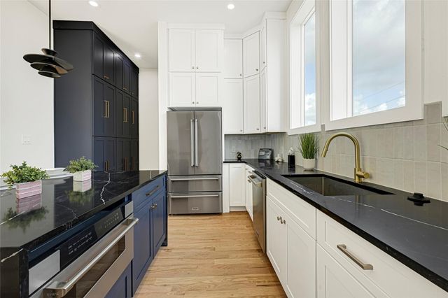 5619 Val Verde Street B, Houston, TX 77057