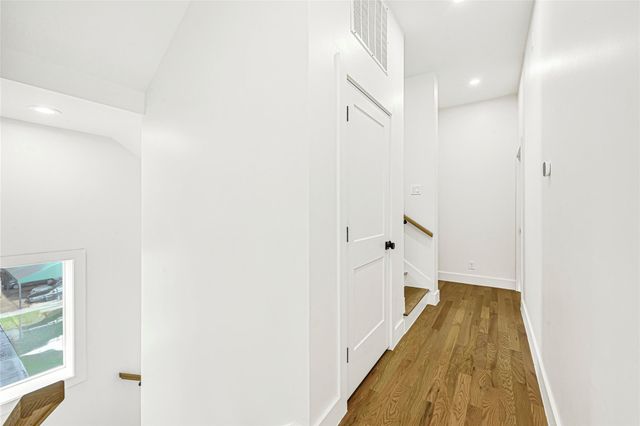 5619 Val Verde Street B, Houston, TX 77057