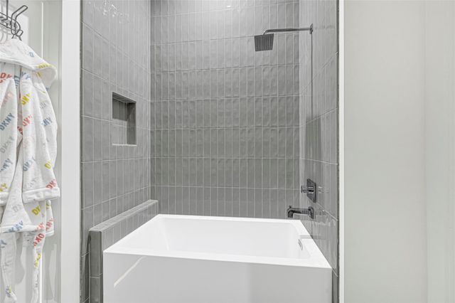 5619 Val Verde Street B, Houston, TX 77057