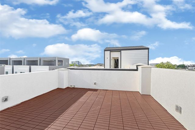 5619 Val Verde Street B, Houston, TX 77057