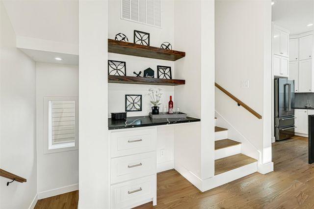 5619 Val Verde Street B, Houston, TX 77057