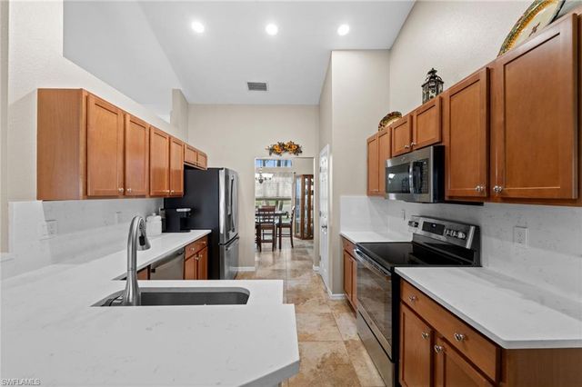 3917 Agualinda BLVD, Cape Coral, FL 33914
