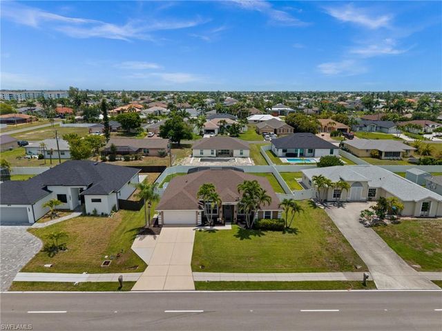 3917 Agualinda BLVD, Cape Coral, FL 33914