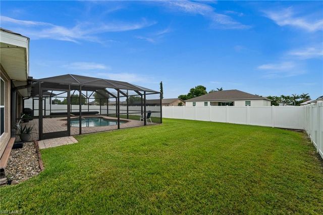 3917 Agualinda BLVD, Cape Coral, FL 33914