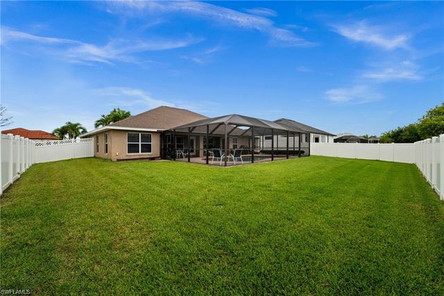 3917 Agualinda BLVD, Cape Coral, FL 33914