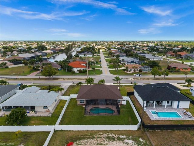 3917 Agualinda BLVD, Cape Coral, FL 33914
