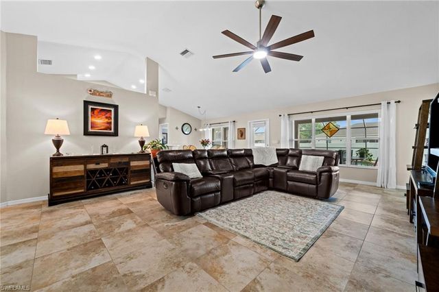 3917 Agualinda BLVD, Cape Coral, FL 33914