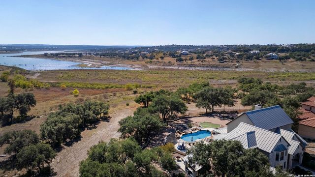 185 Shimmering Shore, Spring Branch, TX 78070