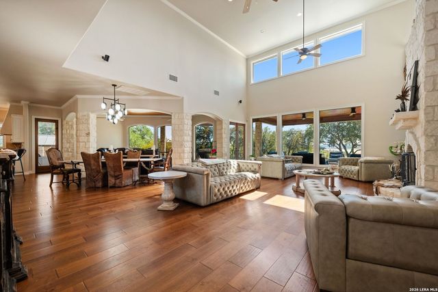 185 Shimmering Shore, Spring Branch, TX 78070