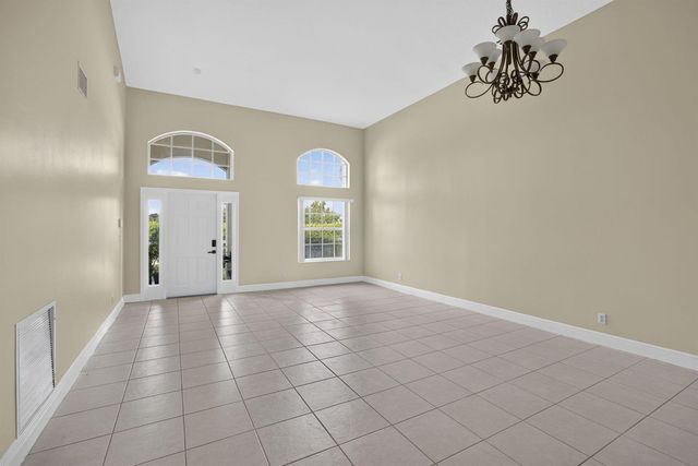 2146 COUNTRY GOLF Drive, Wellington, FL 33414