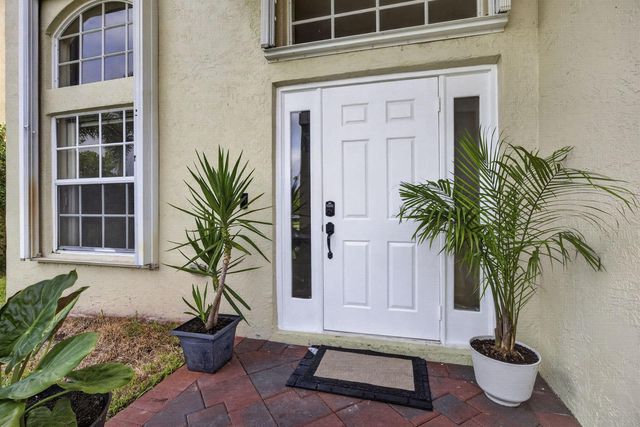 2146 COUNTRY GOLF Drive, Wellington, FL 33414