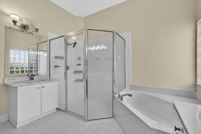 2146 COUNTRY GOLF Drive, Wellington, FL 33414