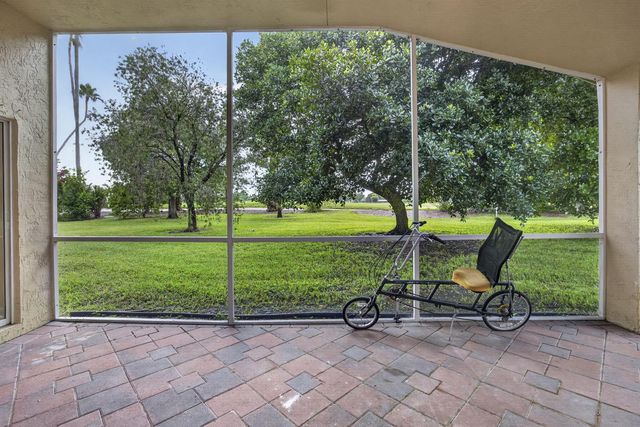 2146 COUNTRY GOLF Drive, Wellington, FL 33414