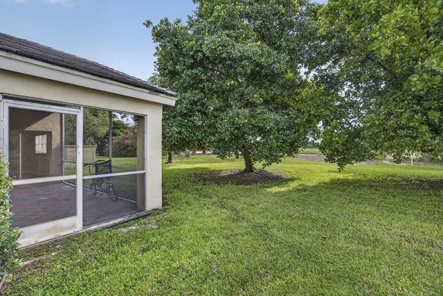 2146 COUNTRY GOLF Drive, Wellington, FL 33414