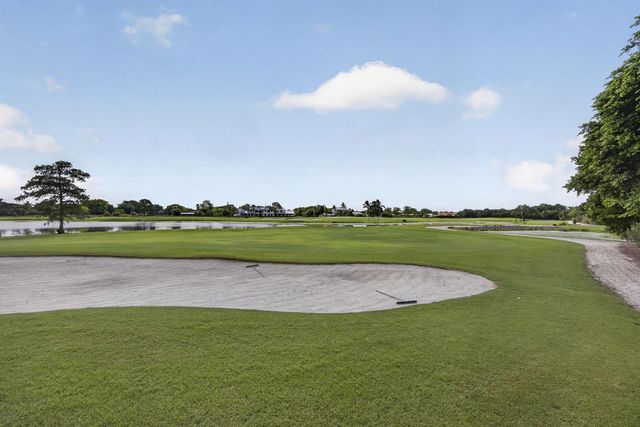 2146 COUNTRY GOLF Drive, Wellington, FL 33414