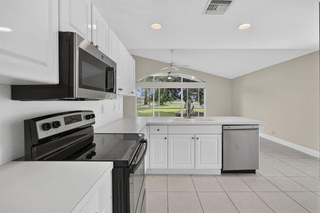 2146 COUNTRY GOLF Drive, Wellington, FL 33414