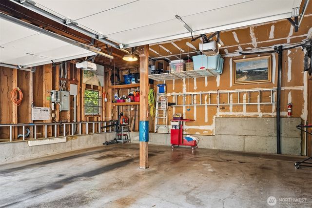 16880 NE 42nd Court, Redmond, WA 98052
