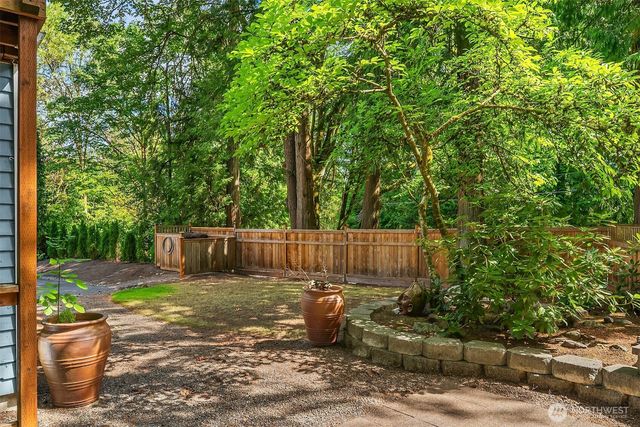 16880 NE 42nd Court, Redmond, WA 98052