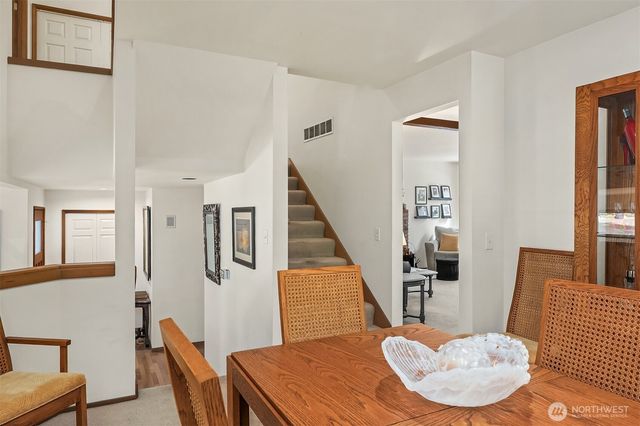 16880 NE 42nd Court, Redmond, WA 98052