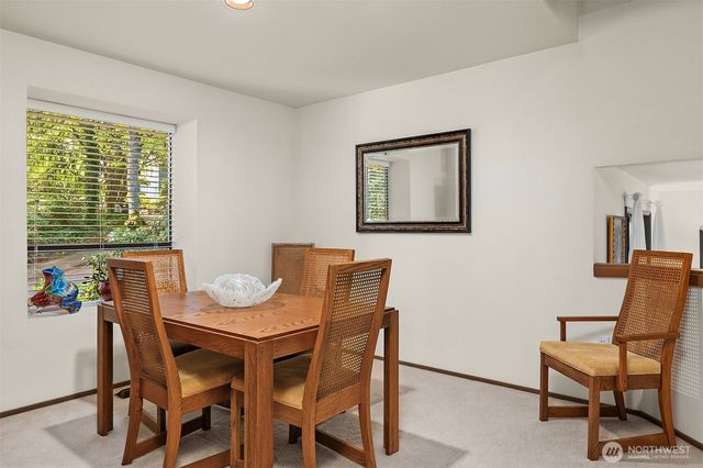 16880 NE 42nd Court, Redmond, WA 98052