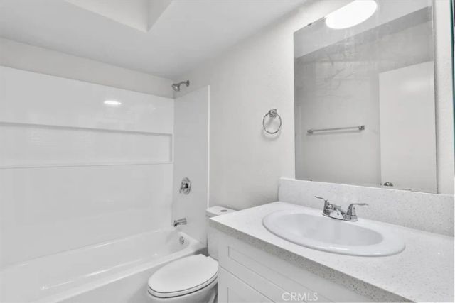 1002 Lombard Drive, Redlands, CA 92374