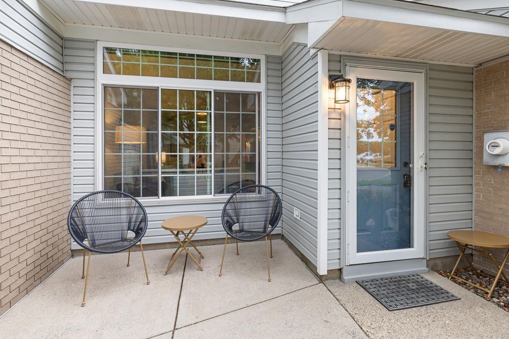 534 Lovell Avenue 6, Roseville, MN 55113 — photo 5