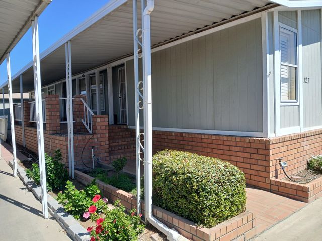 2459 N Oaks Street 127, Tulare, CA 93274