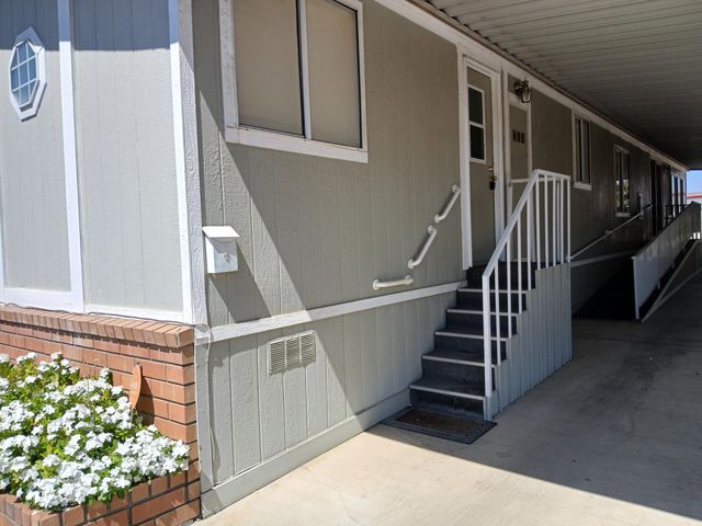 2459 N Oaks Street 127, Tulare, CA 93274